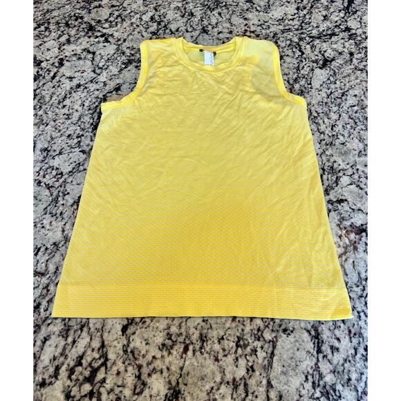 Oiselle women’s top size M yellow and white - Picture 2 of 12